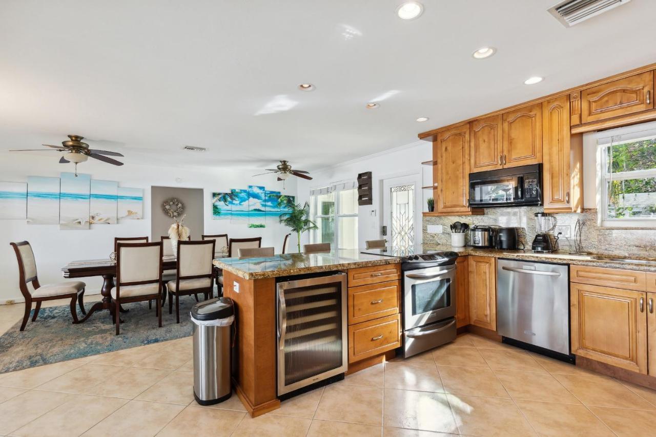 Chic Fort Lauderdale House With Private Pool Exteriör bild
